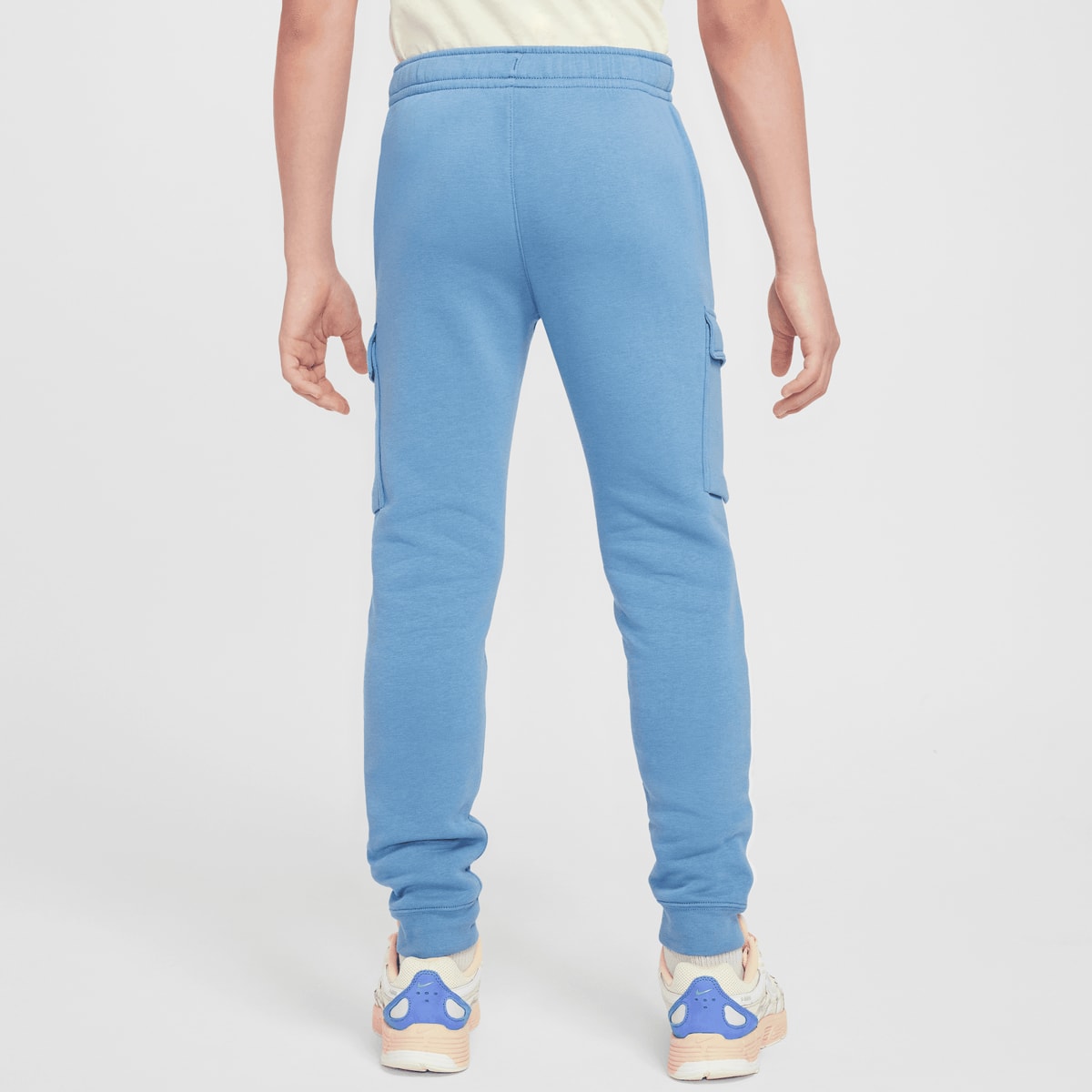 Nike Sportswear Standard Issue Cargo Pants Unisex Trainingsbroeken blauw Kleding