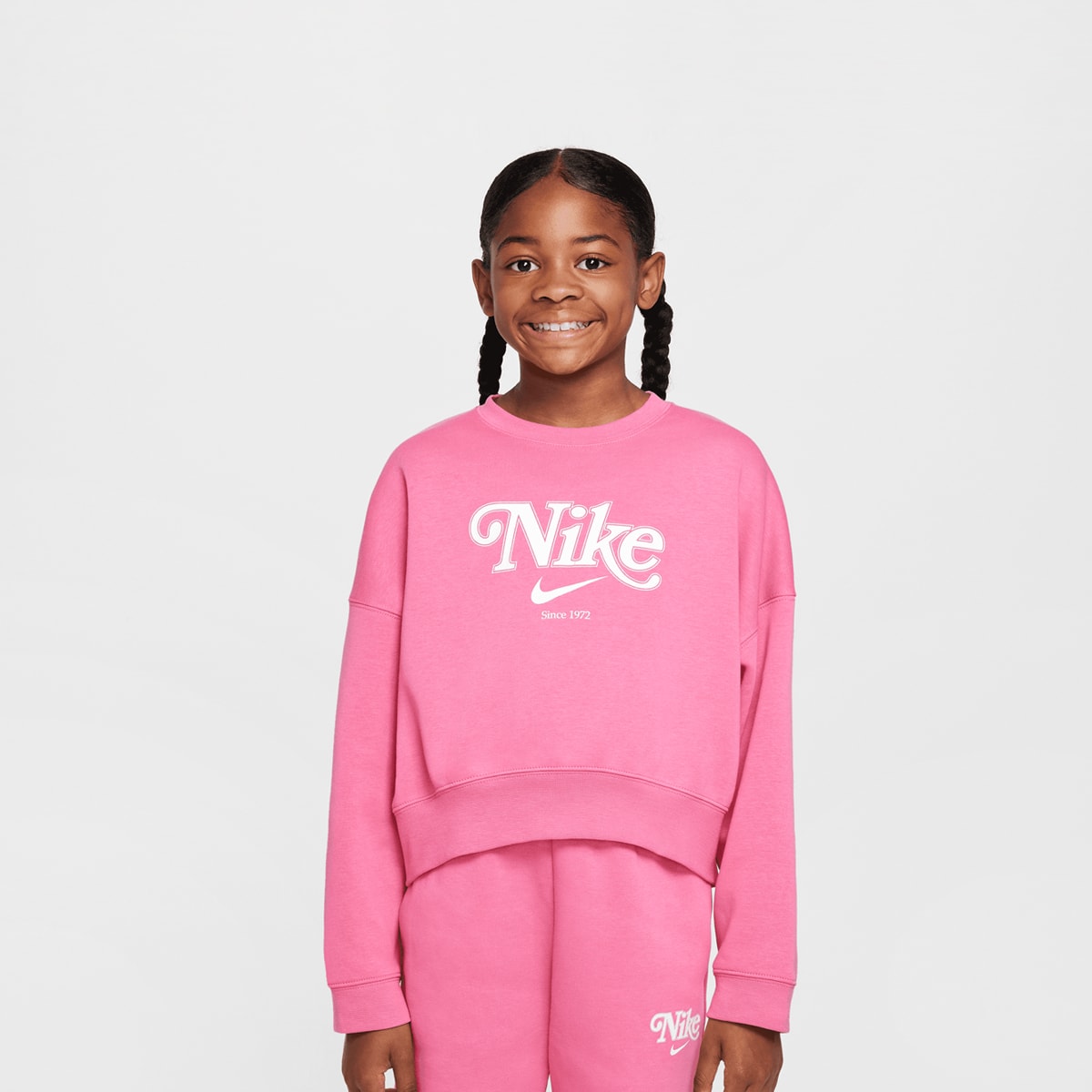 Nike Sportswear Club Fleece Crop Crew unisex Hoodies & Sweaters lichtroze Kleding