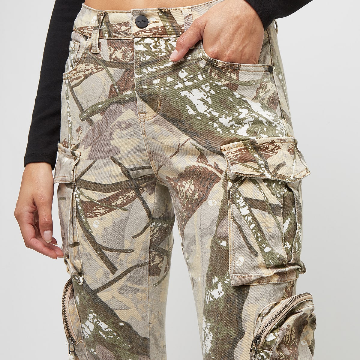 Smoke Rise Utility High Straight Pants women Cargobroeken camouflage Maat XS Kleding