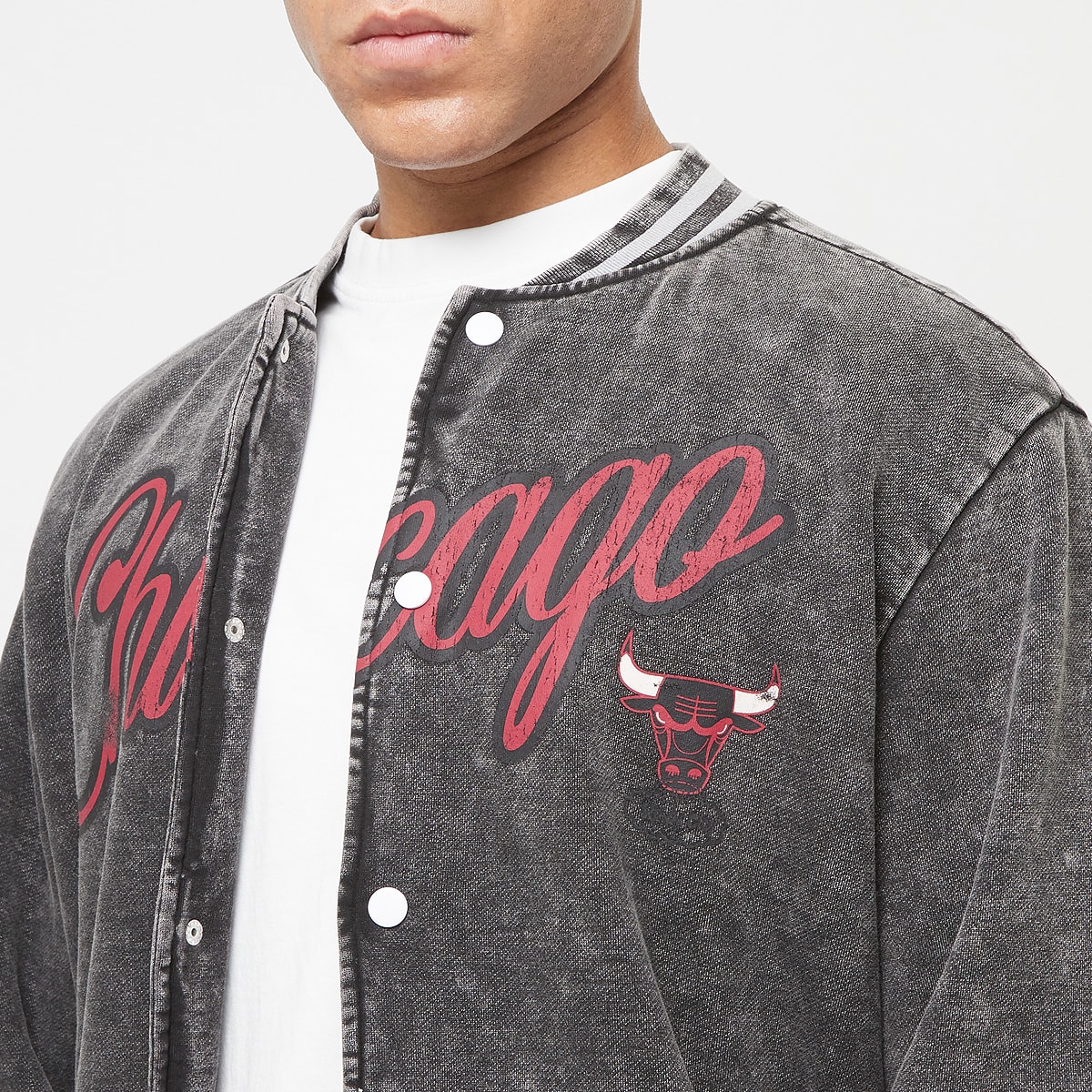 Mitchell & Ness NBA Oversized Varsity Jacket Chicago Bulls men College jacks grijs Maat S Kleding