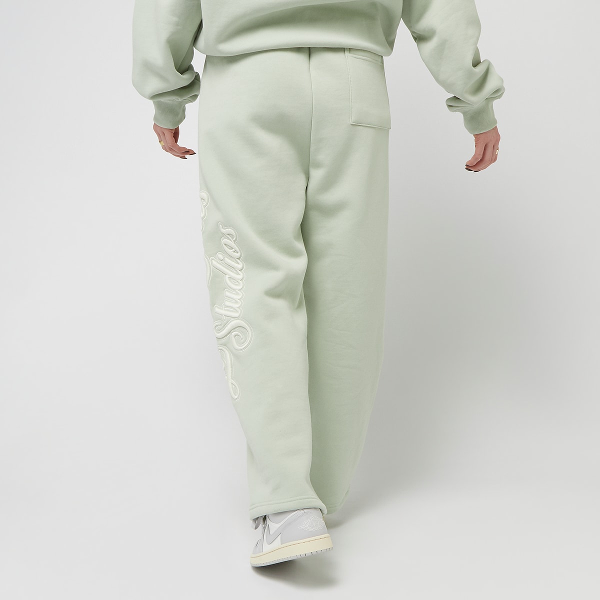 Low Lights Studios Woman Shutter Jogger Pants Avalanche women Trainingsbroeken groen Maat XS Kleding