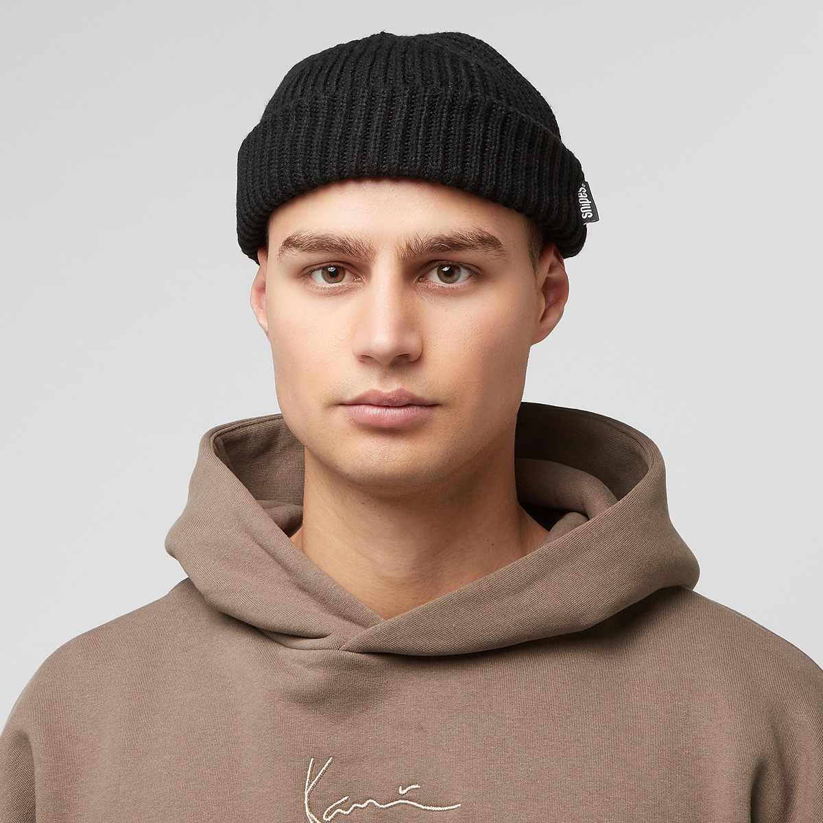 Snipes Woven Flag Label Basic Fisherman Beanie aubergine — photo 4