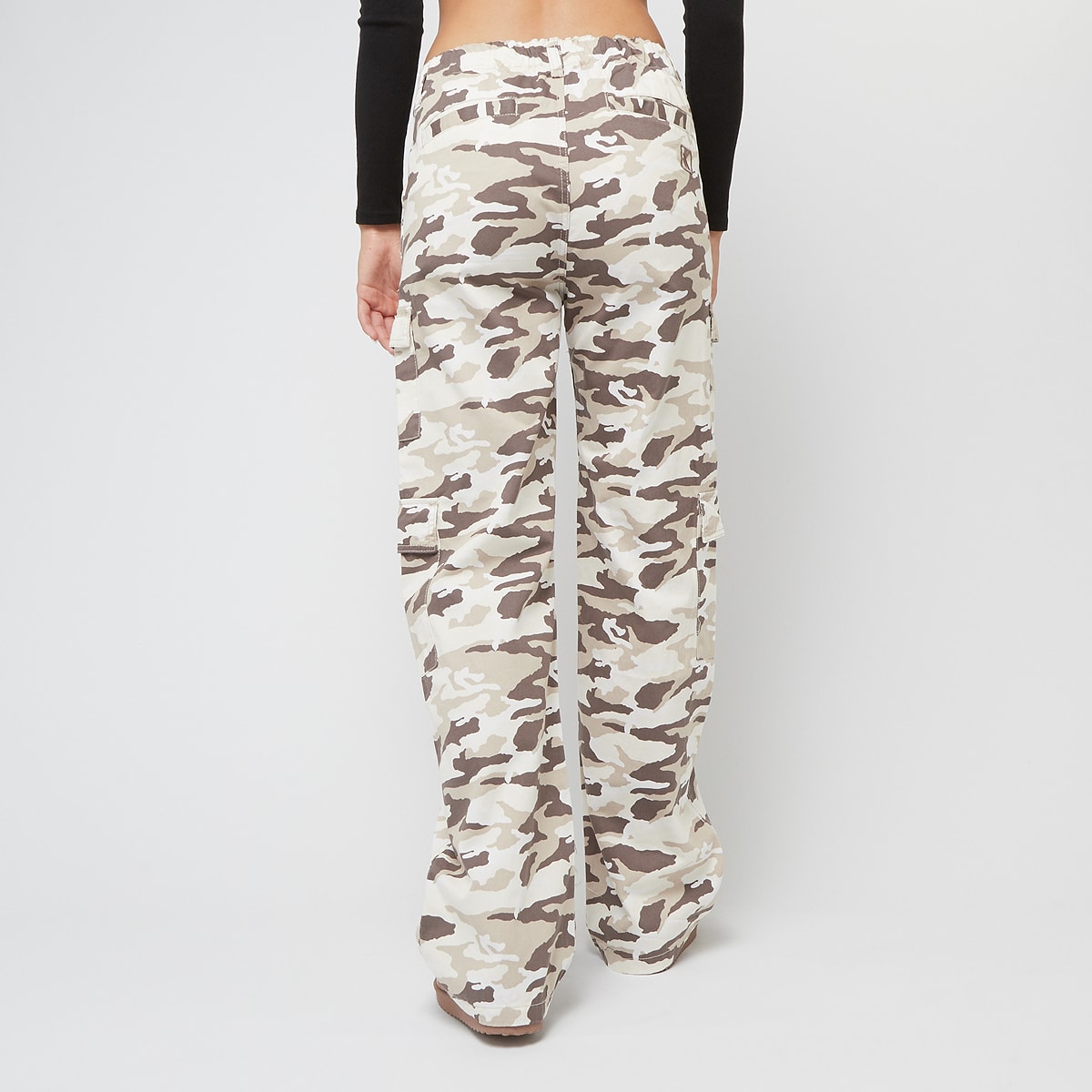 Karl Kani Signature Camo Cargo Pants Cargobroeken in camouflage formaten: XS