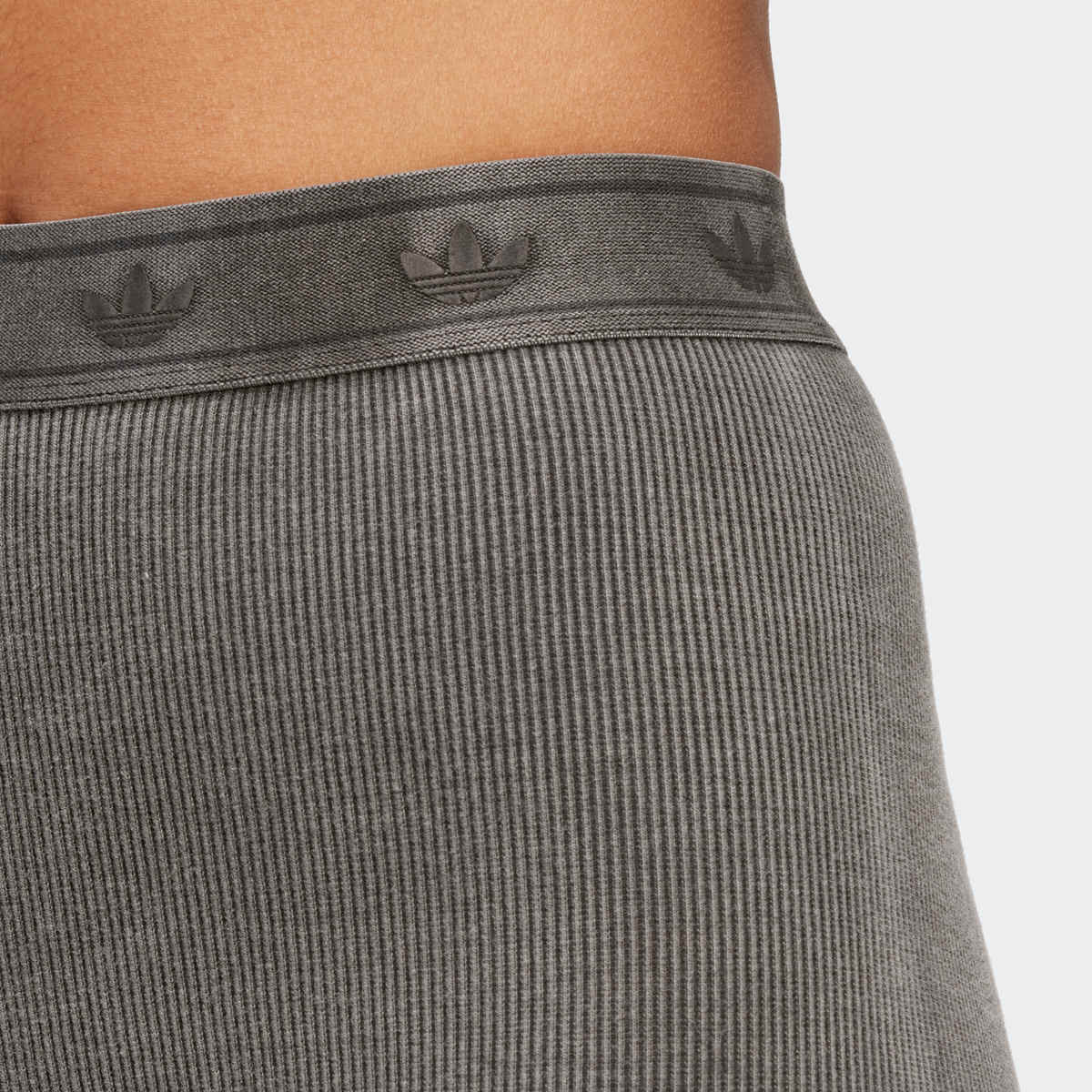 adidas Originals Rib Booty short women Sportshorts grijs Maat XS Kleding