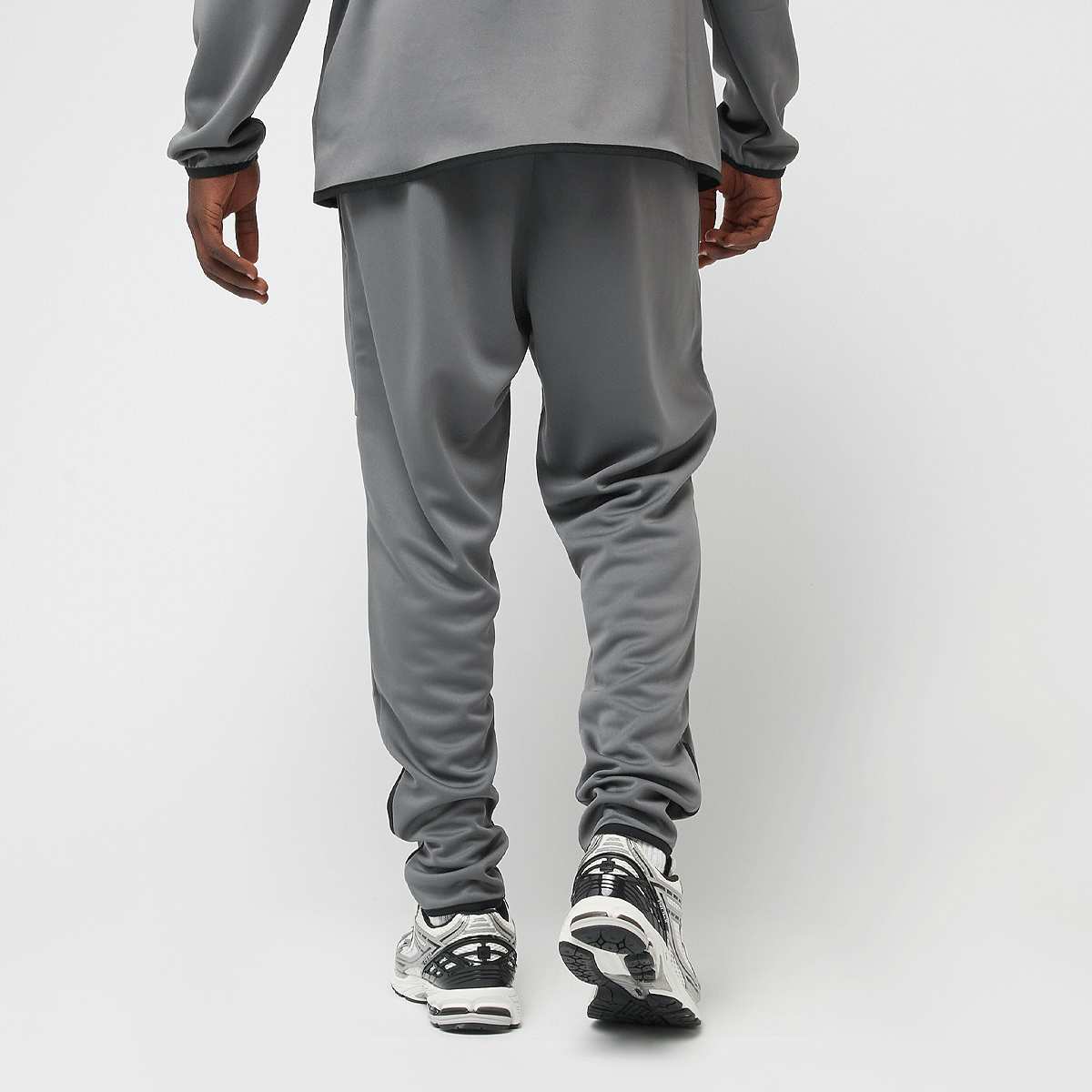 New Balance Knitted Tapered Track Pant men Trainingsbroeken grijs Maat S Kleding