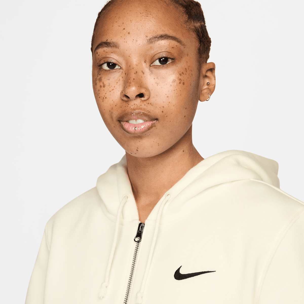 Nike Sportswear Phoenix Fleece Full-Zip Hoodie women Hoodies & Sweaters beige Maat XS Kleding