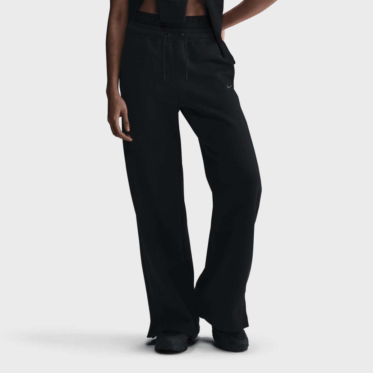 Nike Sportswear Phoenix Fleece High-Waisted Sweatpants women Trainingsbroeken zwart Maat M Kleding