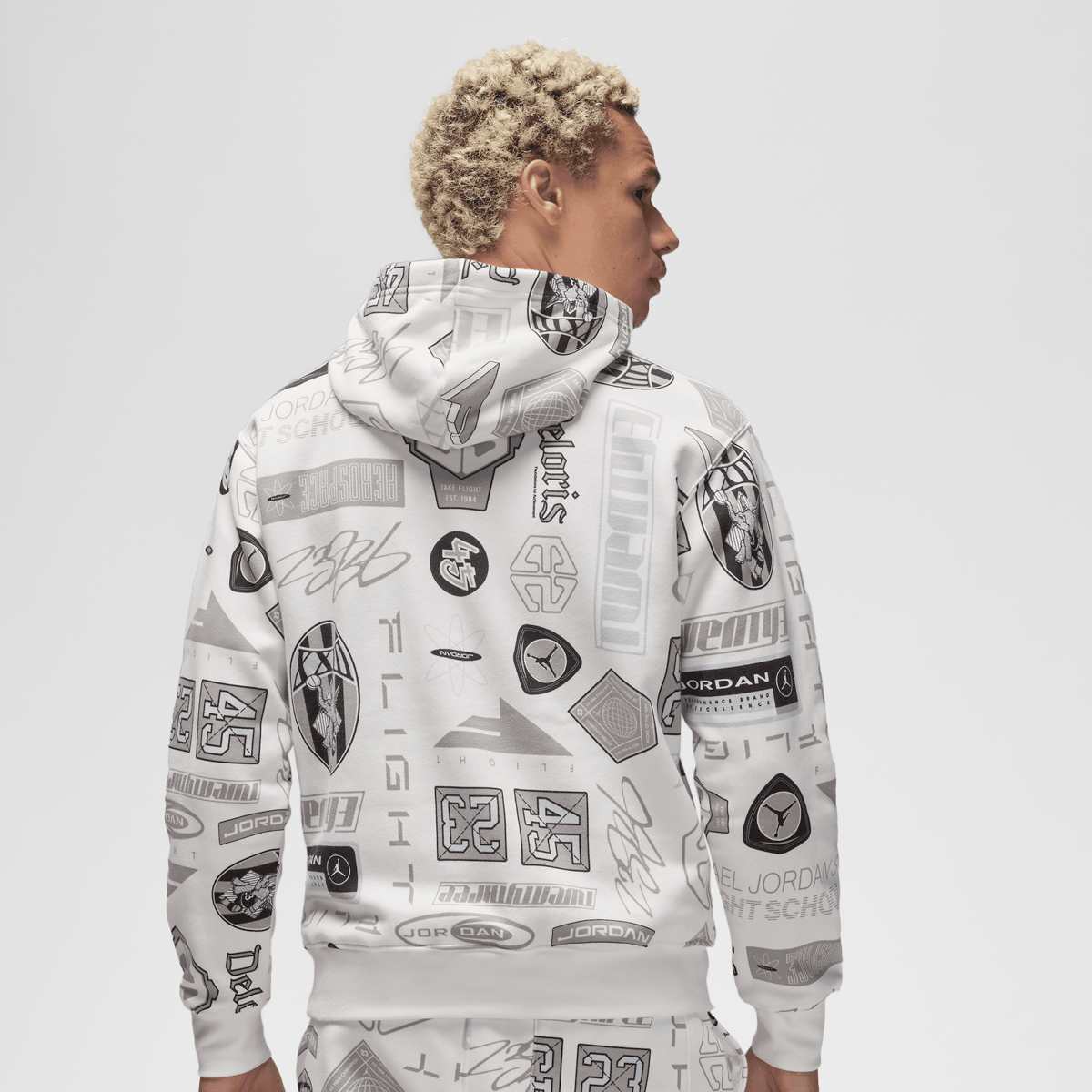 Jordan Essential Allover Print Hoodie men Hoodies & Sweaters beige Maat S Kleding