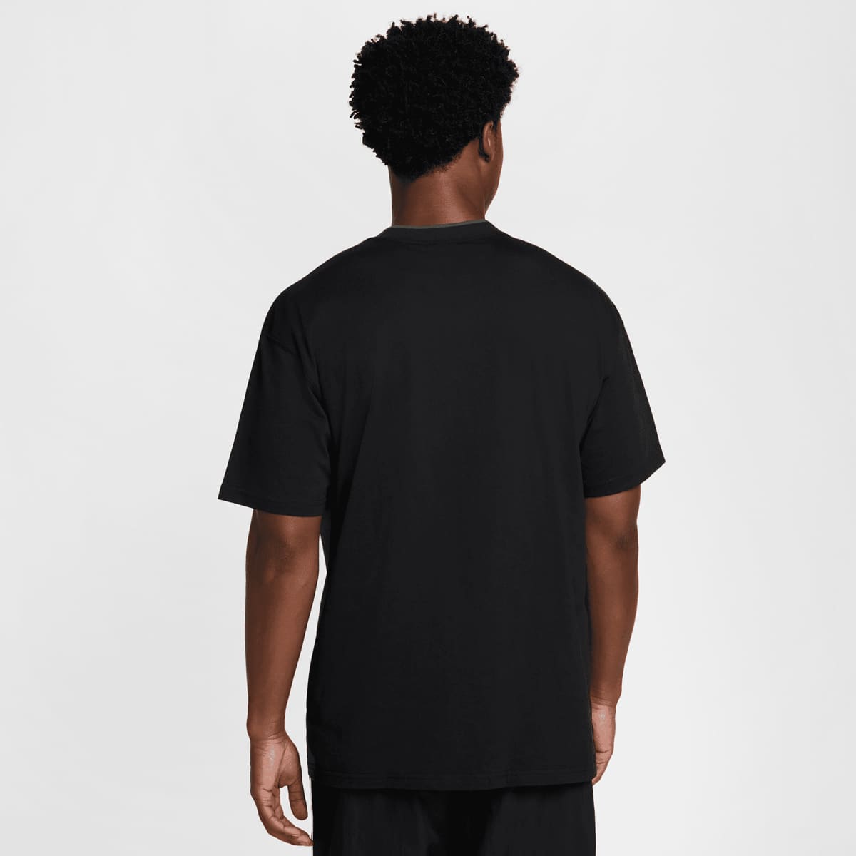 Nike Sportswear Swoosh Air Loose Fit Top men T-Shirts & Polo's zwart Maat S Kleding