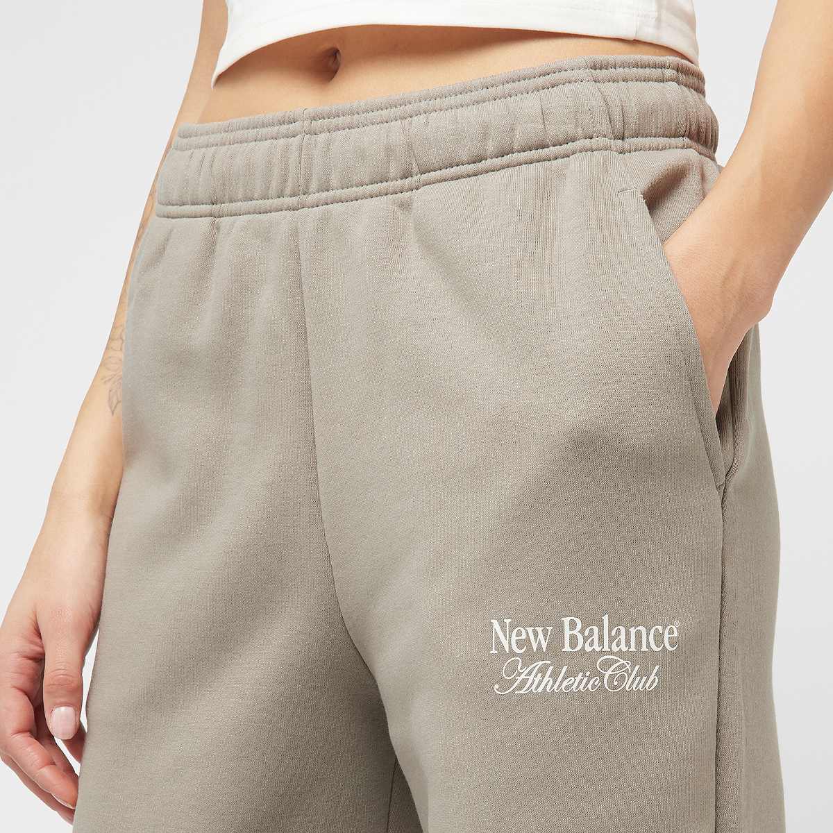 New Balance Linear Fleece Jogger women Trainingsbroeken beige Maat XS Kleding