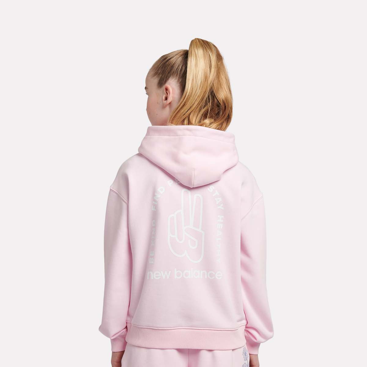 New Balance Peace Back Graphic French Terry Hoodie unisex Hoodies & Sweaters lichtroze Kleding