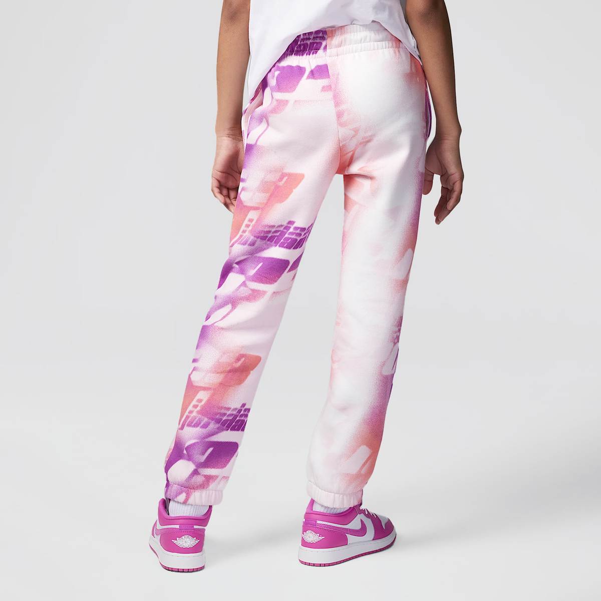 Jordan Triple Team All Over Print Pants unisex Trainingsbroeken lichtroze Maat 122-128 Kleding