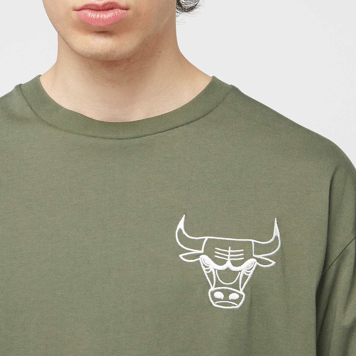 new era NBA League Essential Oversized Tee Chicago Bulls men T-Shirts & Polo's groen Maat S Kleding