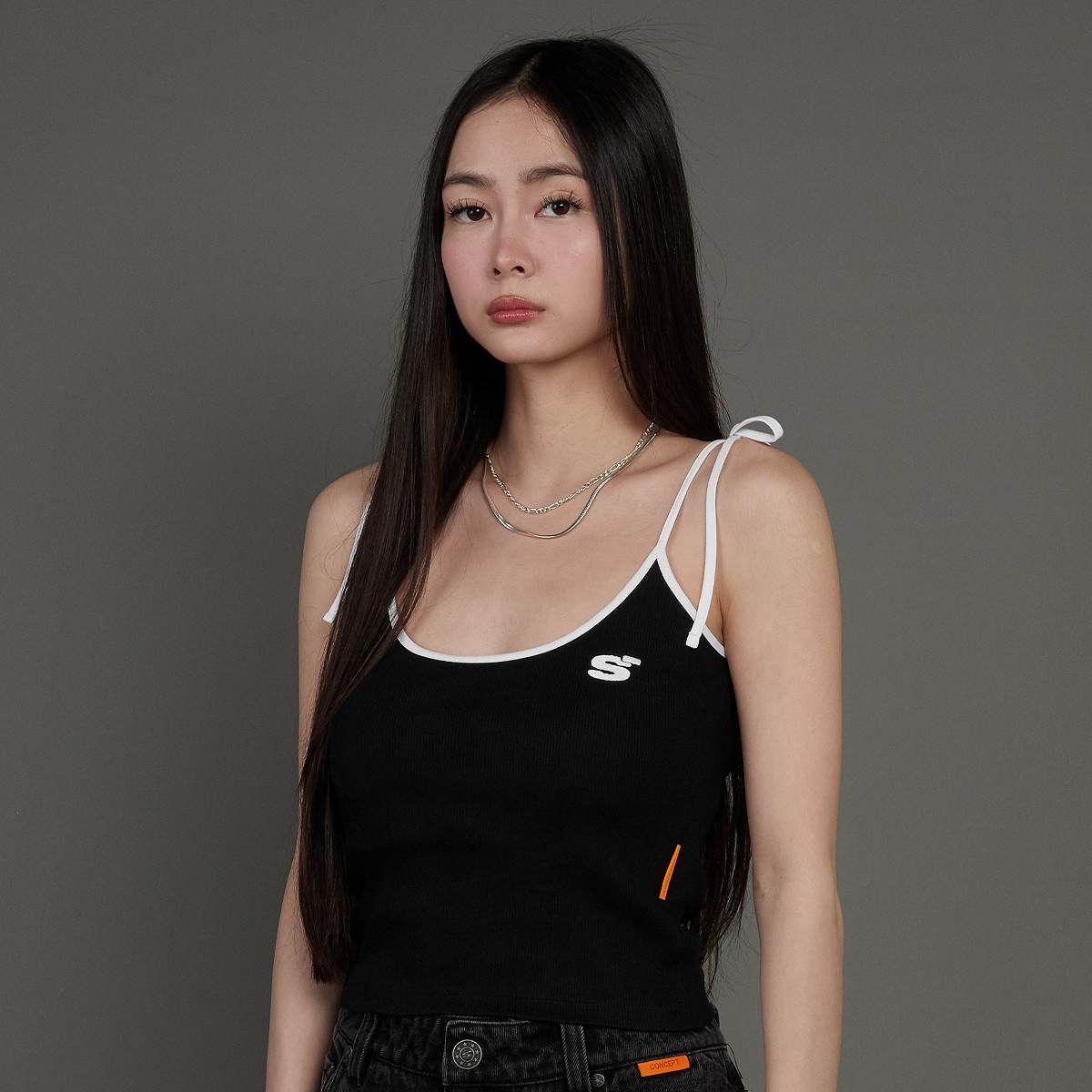 SNIPES S Cube Bow Rib Top Tops in zwart formaten: S