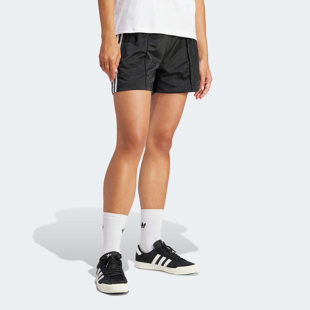 adidas Originals, adicolor Firebird Short, black