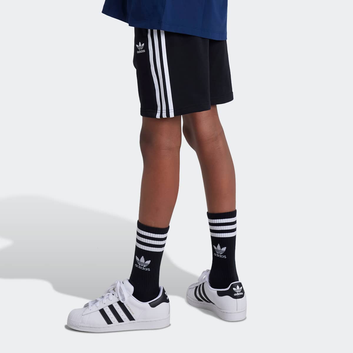 adidas Originals 3-Streifen Short Sport shorts in zwart formaten: 140