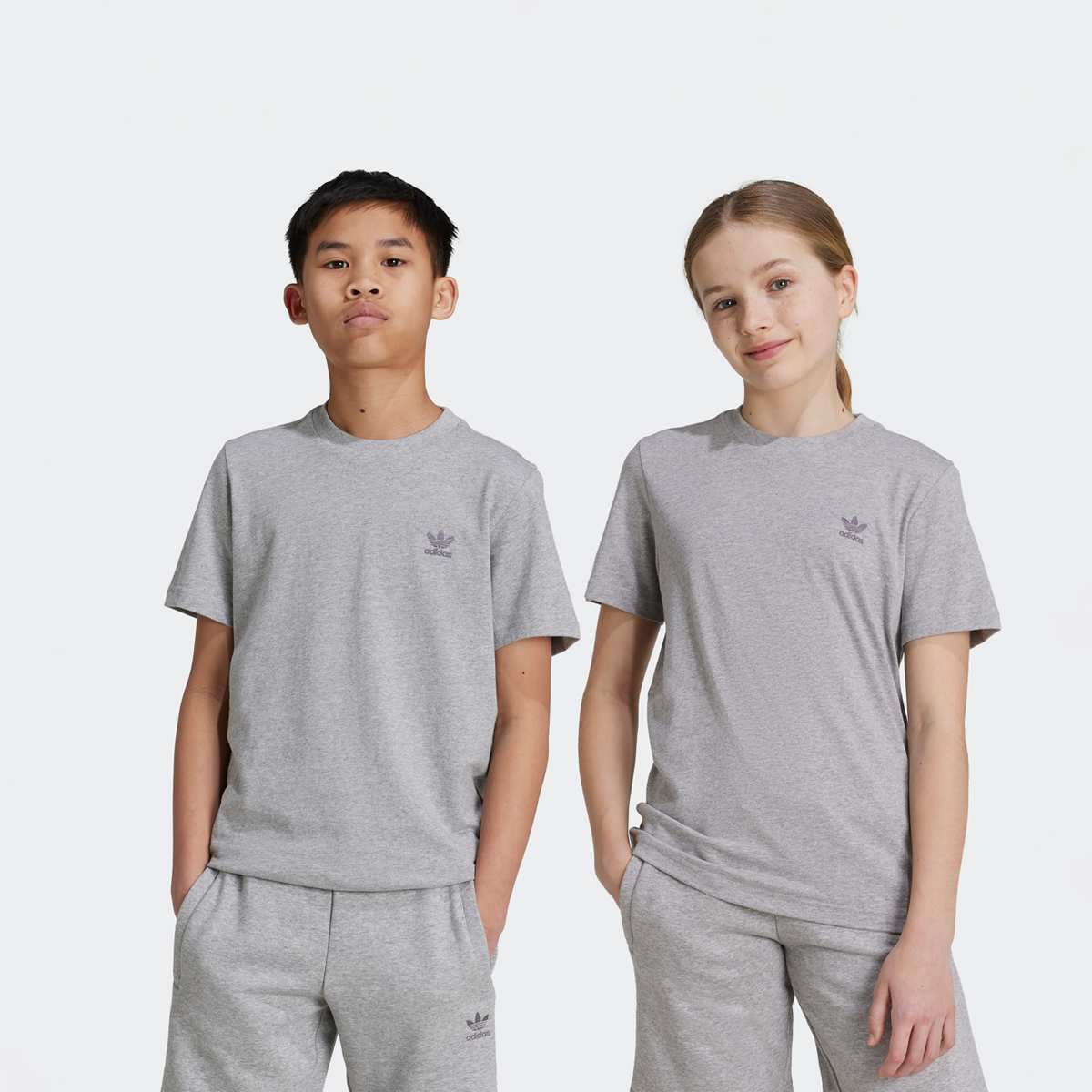 Adidas Originals Trefoil T-shirt T-Shirts in grijs formaten: 152