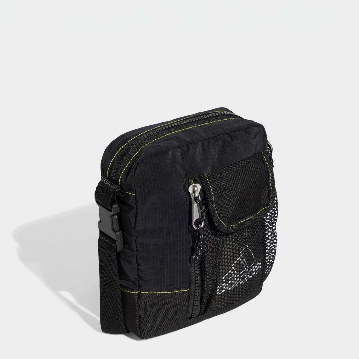 adidas Originals Kleine schoudertas unisex Schoudertassen groen Maat ONE SIZE Accessoires