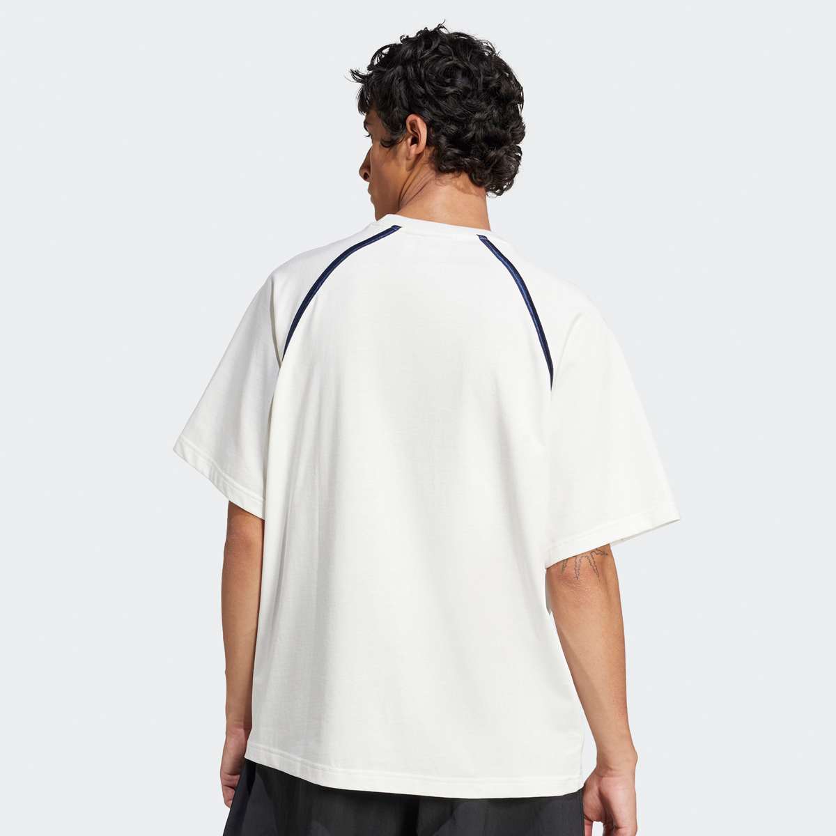 adidas Originals Badge T-Shirt men T-Shirts & Polo's wit Maat S Kleding