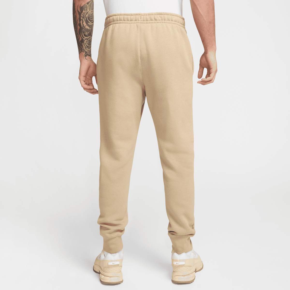 Nike Sportswear Athletic Jogger men Trainingsbroeken beige Maat S Kleding
