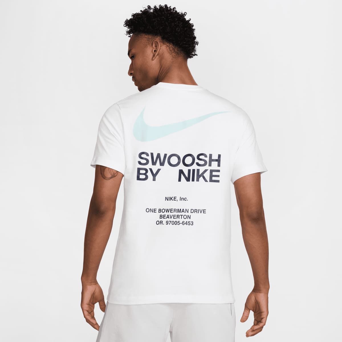 Nike Sportswear Athletic Tee men T-Shirts & Polo's wit Maat S Kleding