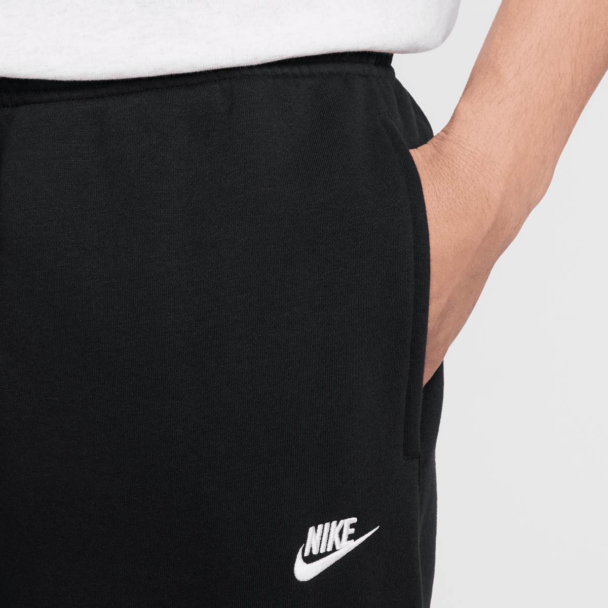 Nike Club Basketball Jogger men Trainingsbroeken zwart Maat S Kleding