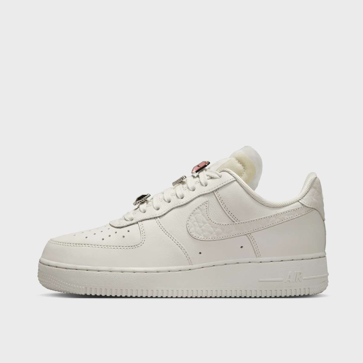 NIKE AIR FORCE 1 - Snipes