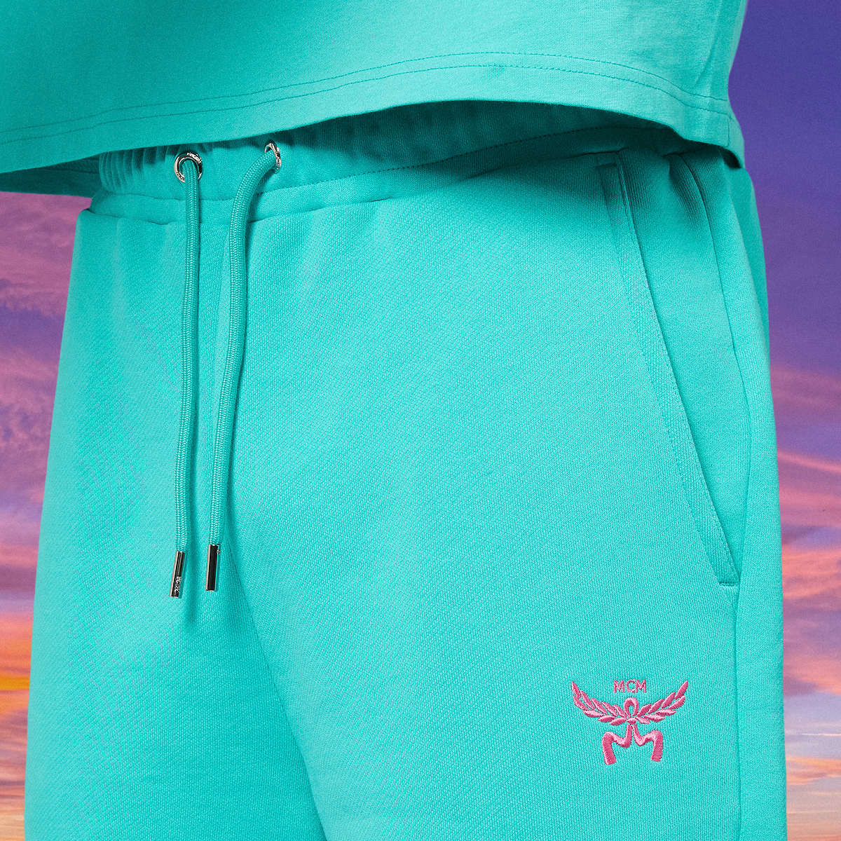 MCM x SNIPES Miami Sweatshorts men Sportshorts turkoois Maat XS Kleding