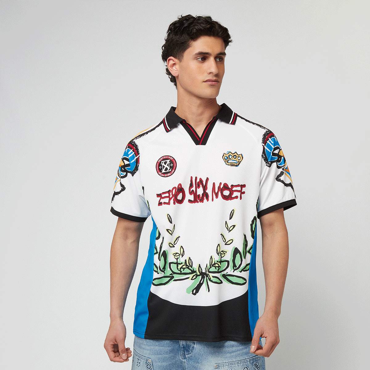 zəяo si:x nœf, Royal Resort Trikot, white