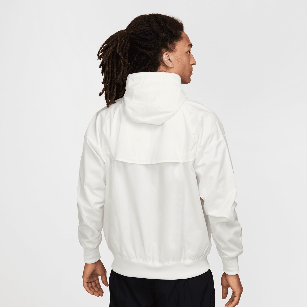 Nike Sportswear Heritage Essentials Windrunner Windbreakers in wit formaten: S