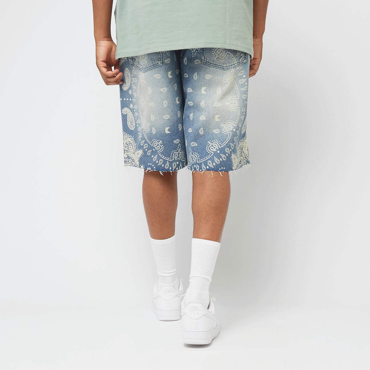 Karl Kani Paisley Jorts Men Shorts blauw Kleding