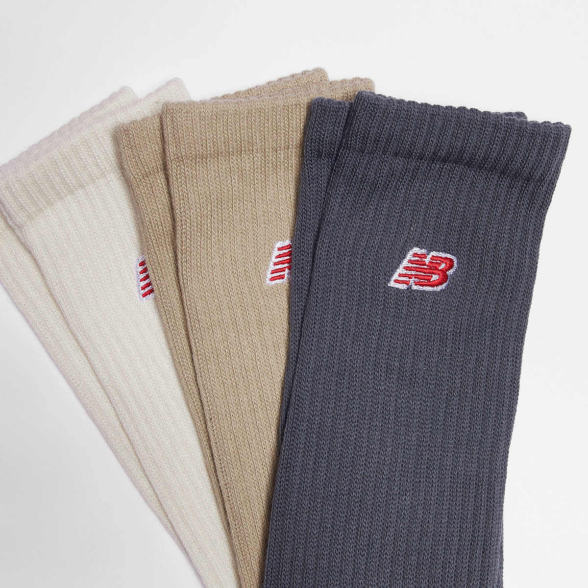 New Balance 3 PACK Essential Cushioned Crew Socks Sokken in multicolor formaten: 35-38