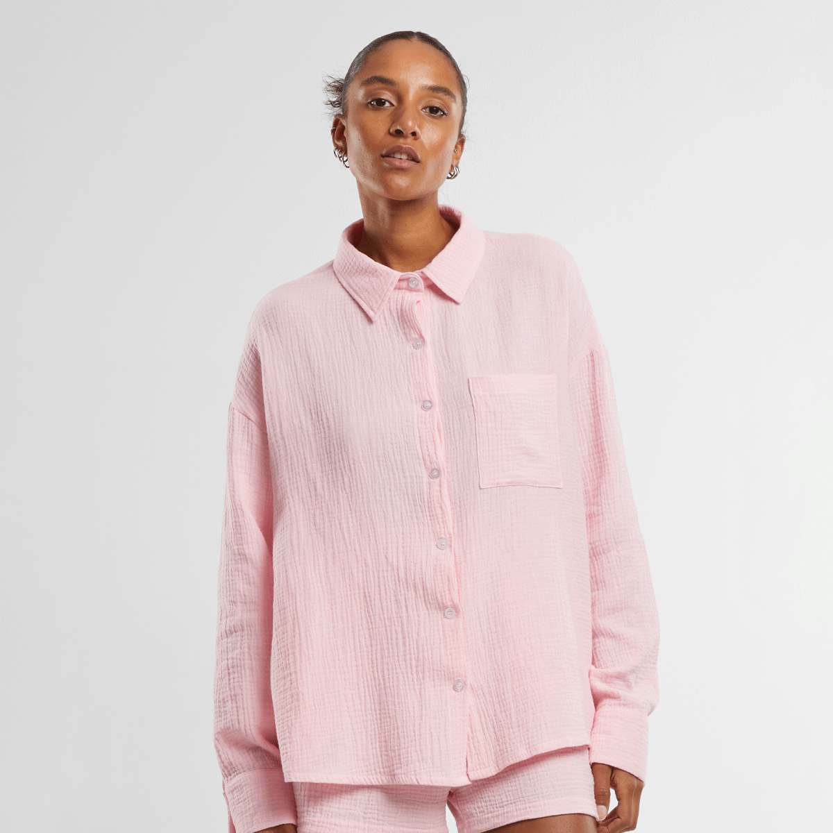 Urban Classics, Ladies Oversized Musselin Blouse, light pink