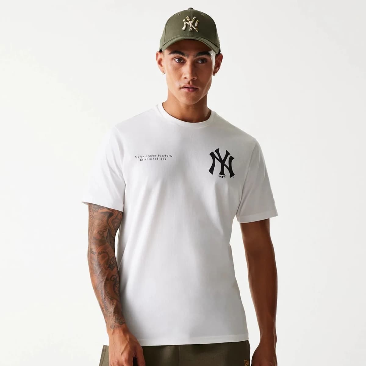 New era MLB New York Yankees Arch Graphic Tee T-Shirts & Polo's in wit formaten: XL