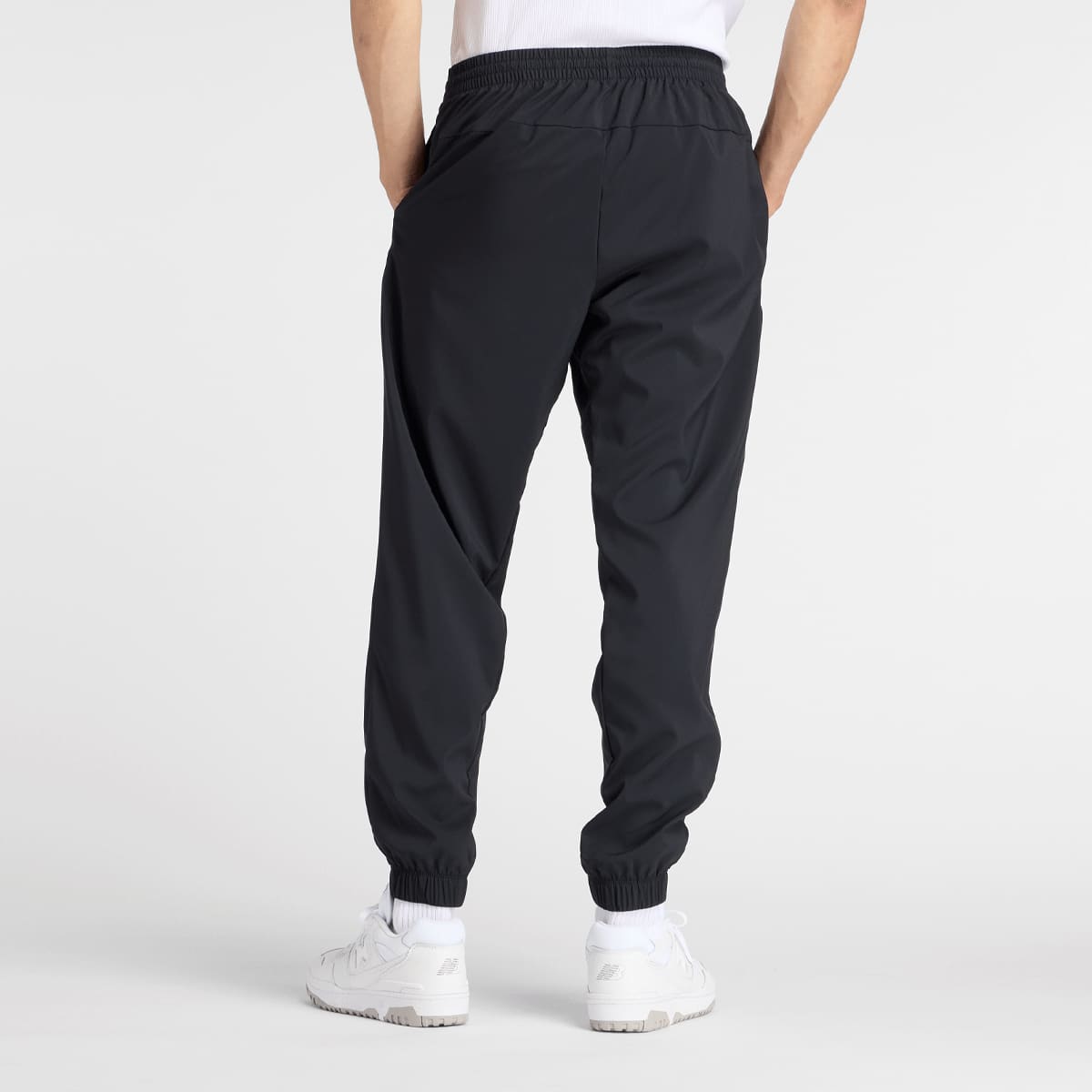 New Balance Reimagined Woven Jogger black men Trainingsbroeken zwart Maat S Kleding