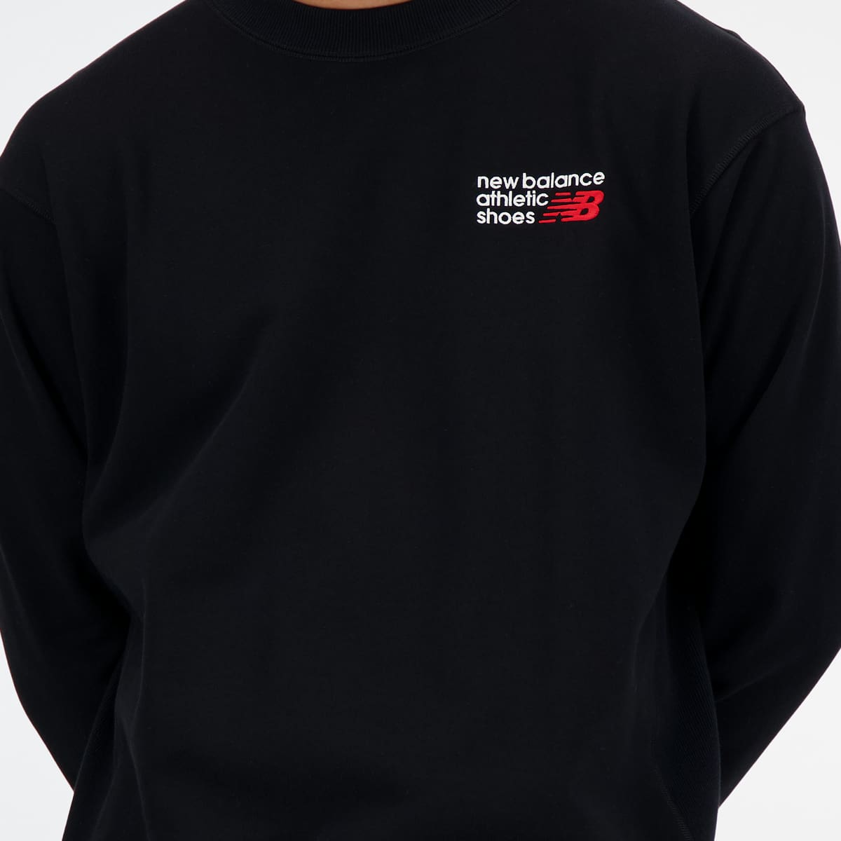New Balance Athletics Premium Logo Crew black men Hoodies & Sweaters zwart Maat S Kleding