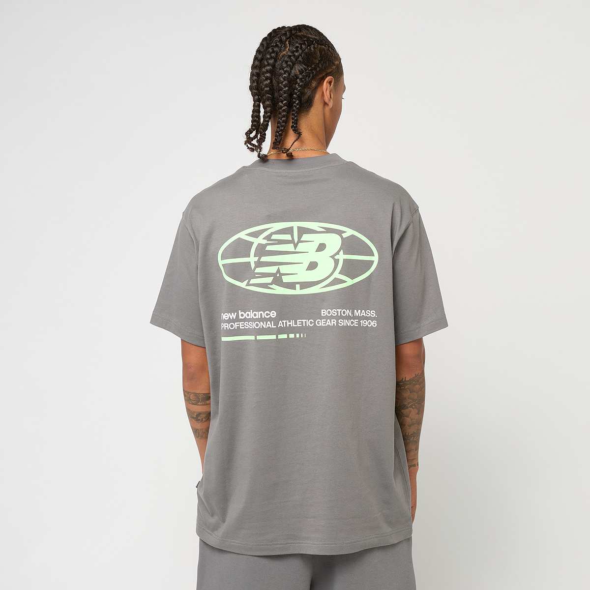 New Balance Back Print Graphic Tee men T-Shirts & Polo's grijs Maat S Kleding