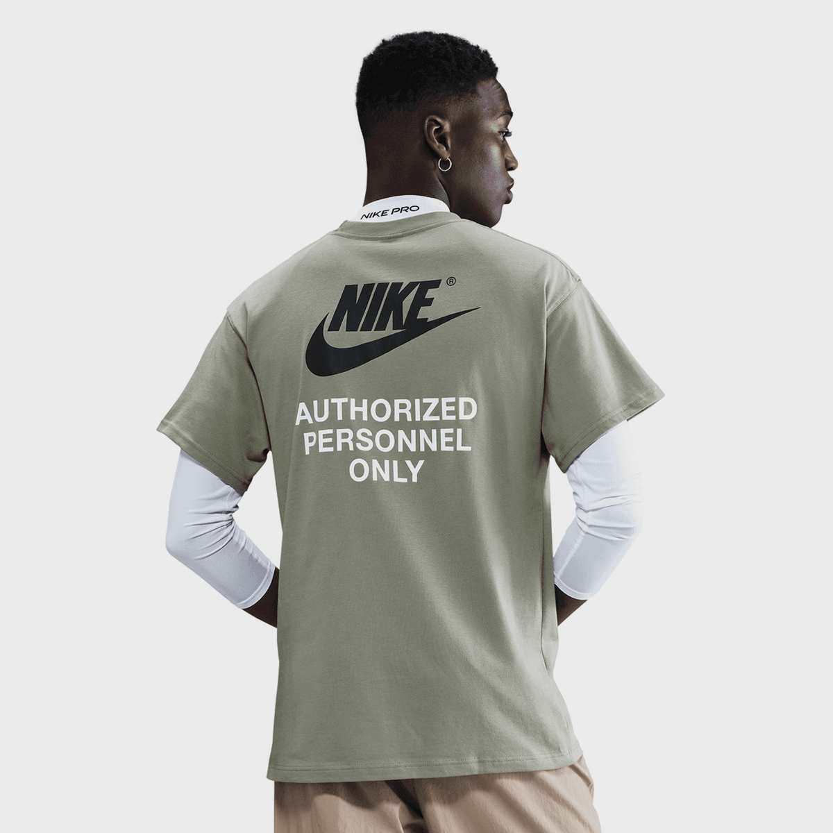 Nike Sportswear Athletic Short Sleeve Tee men T-Shirts & Polo's groen Maat S Kleding