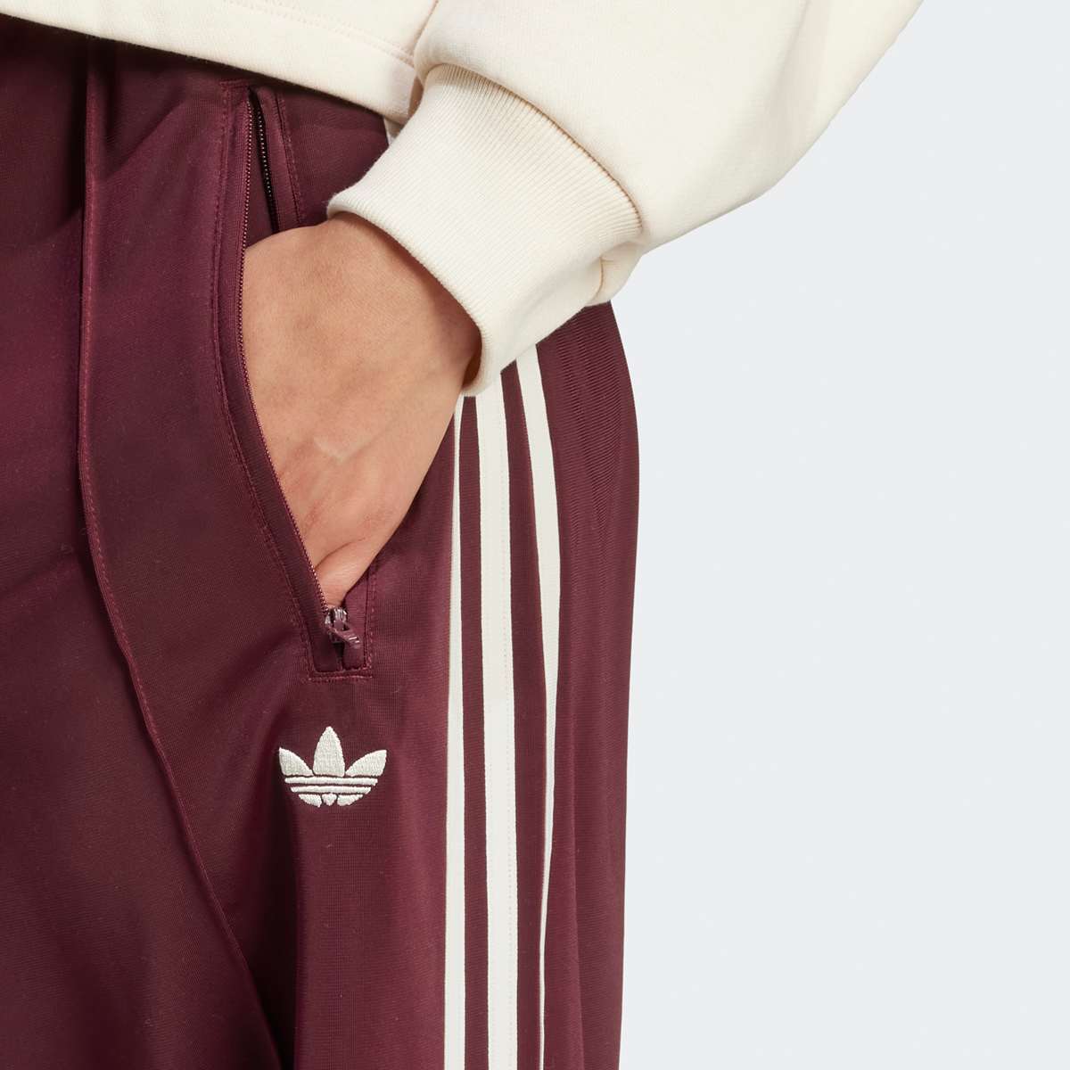 adidas Originals Firebird Loose Trainingsbroeken women rood Maat XS Kleding