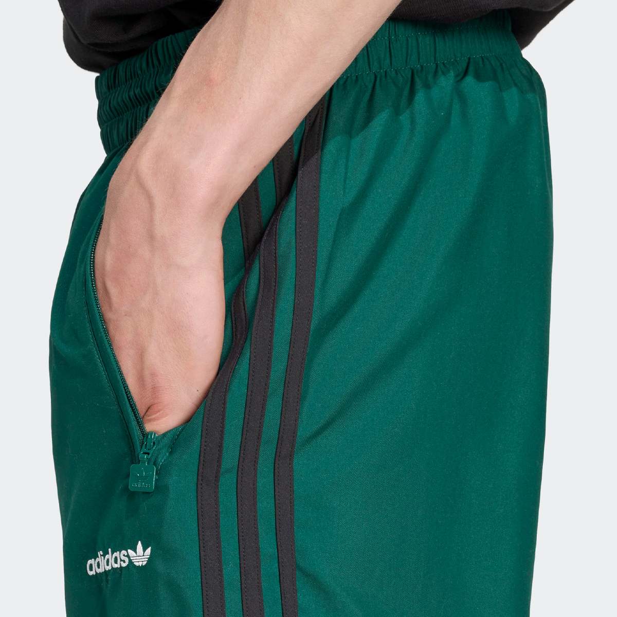 adidas Originals Brushed Woven Trackpant Men Trainingsbroeken groen Maat M Kleding