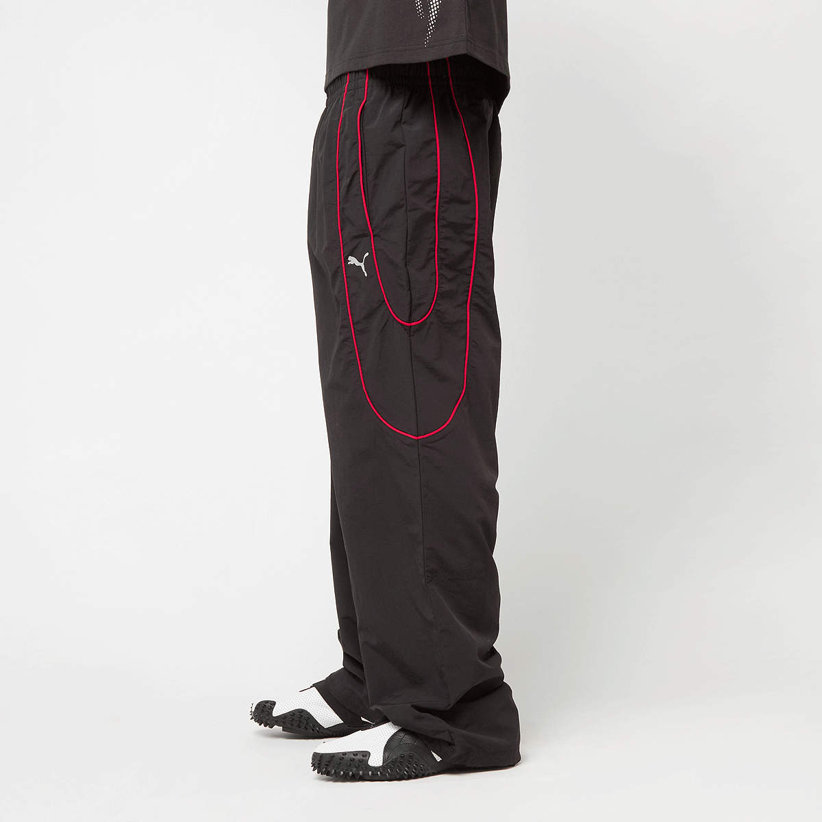 Puma TECH-X Relaxed Track Pant WV op black red men Trainingsbroeken zwart Maat XL Kleding