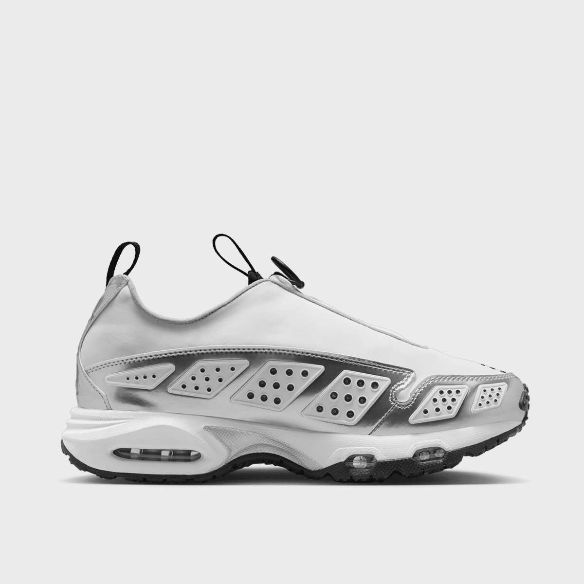 Nike Air Max SNDR promotion