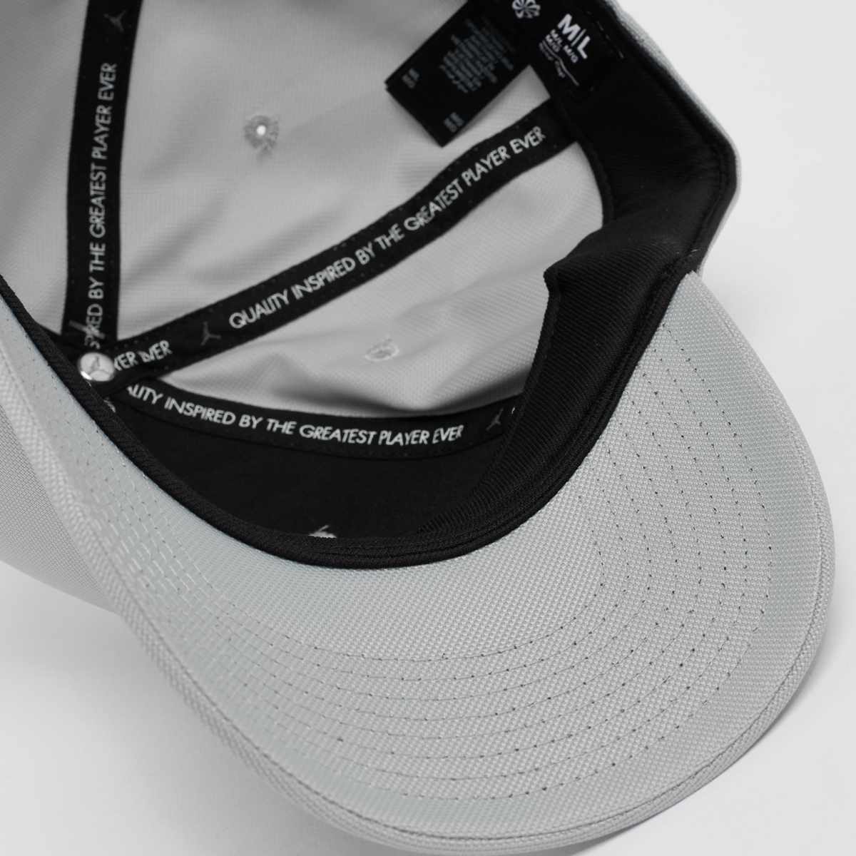 Jordan Rise Structured Metal Jumpman Hat Unisex Caps grijs Maat M L Accessoires