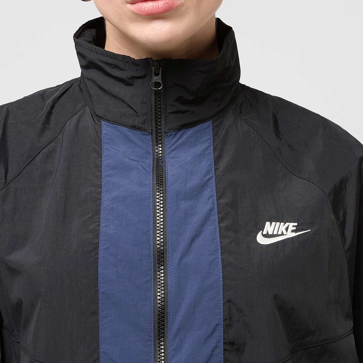 Nike Sportswear Oversized Windrunner Jacket Women Trainingspakken zwart Maat XS Kleding