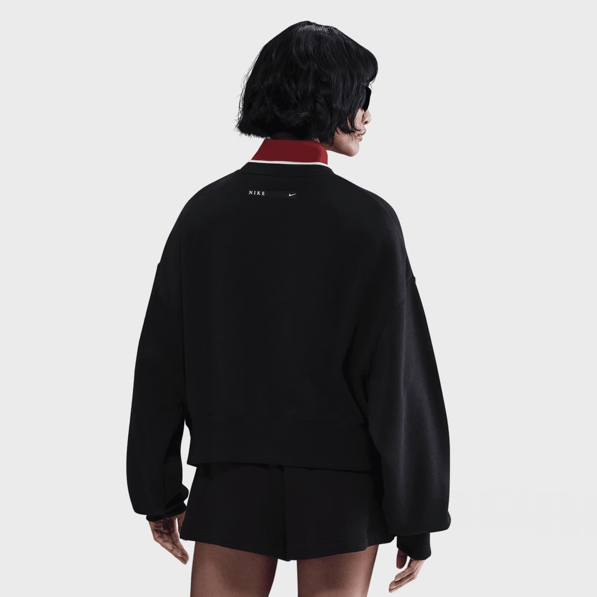 Nike Sportswear Phoenix Fleece Crew GLS Women Hoodies & Sweaters lichtroze Maat S Kleding