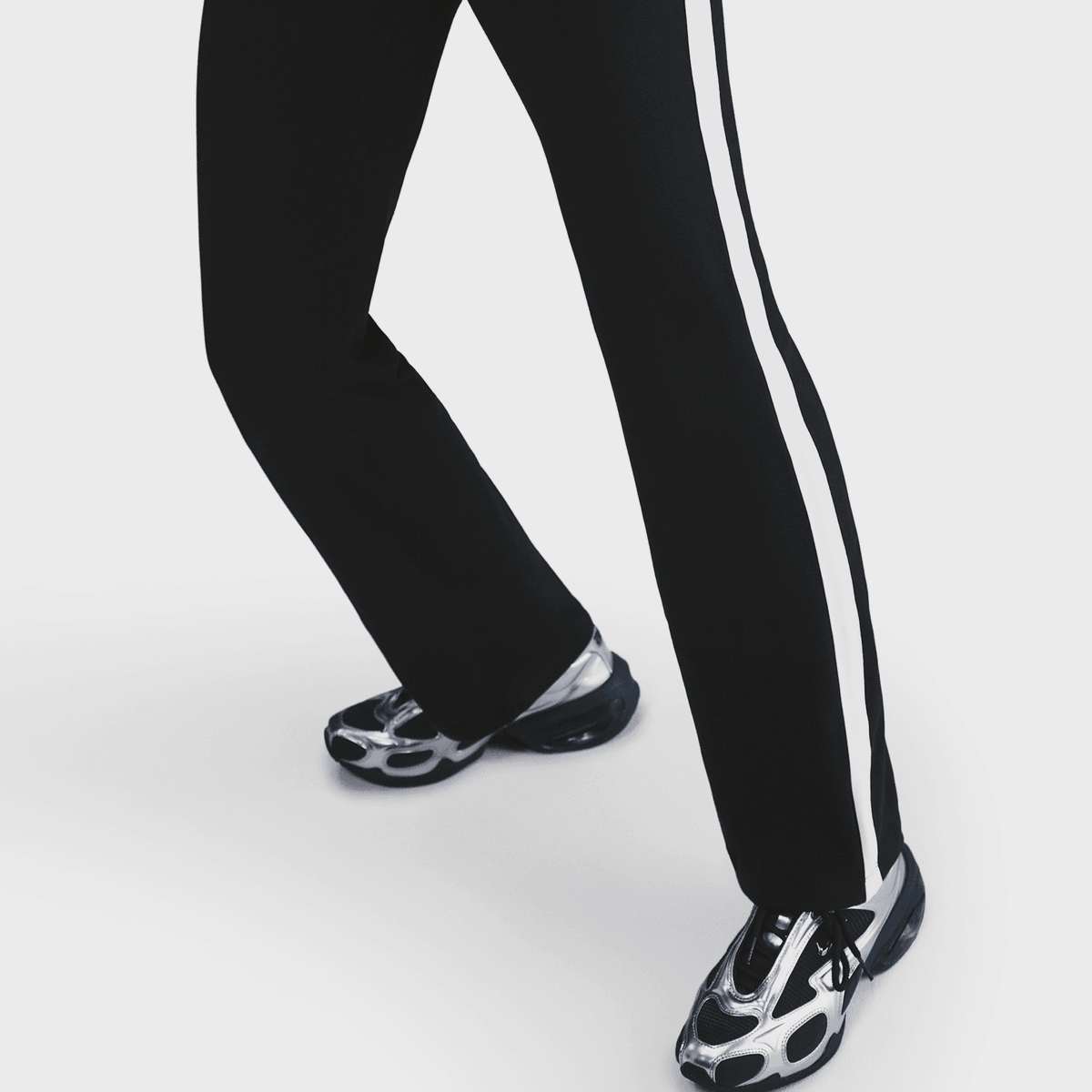 Nike Sportswear High Raised Fold Over Pant Women Trainingsbroeken zwart Maat XS Kleding