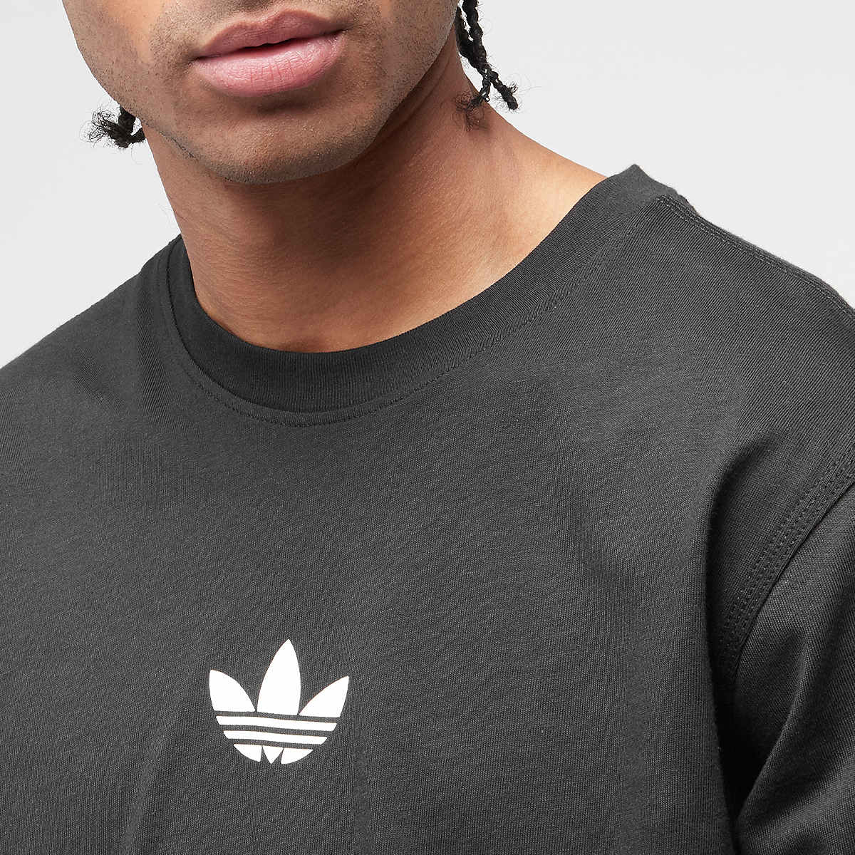 adidas Originals Floating Trefoil Tee Men T-Shirts & Polo's zwart Maat S Kleding