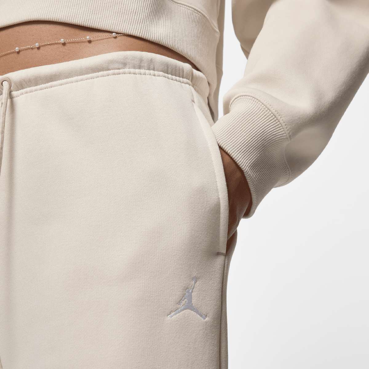 Jordan Brooklyn Fleece Open-Hem Pants women Trainingsbroeken beige Maat XS Kleding
