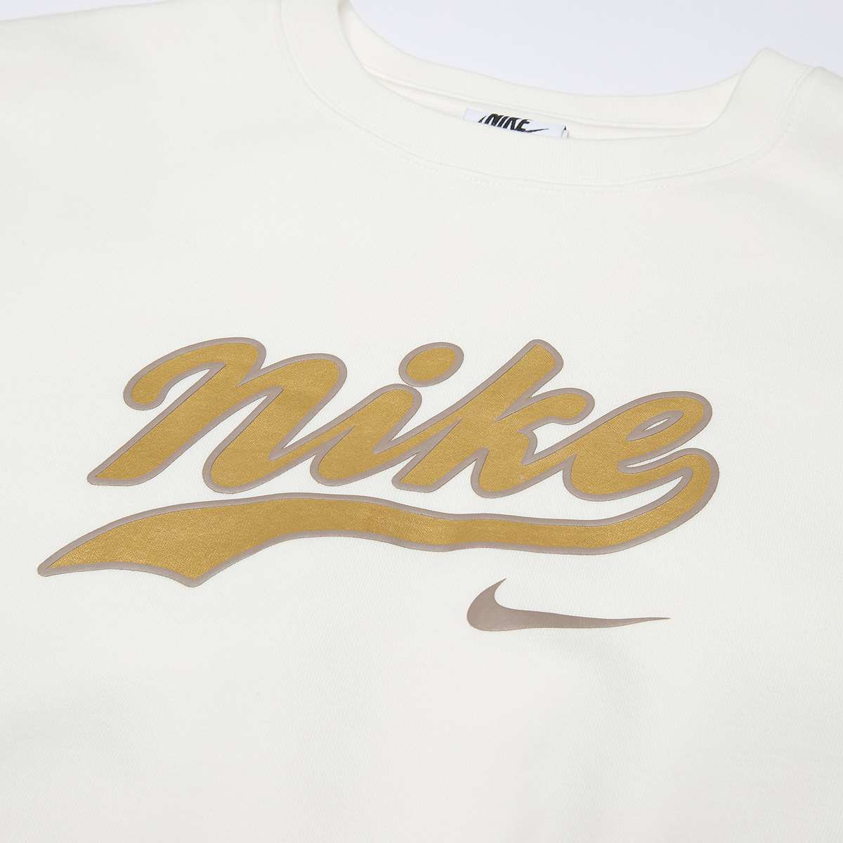 Nike G NSW TREND FLC CRP CREW sail metallic gold unisex Hoodies & Sweaters beige Kleding