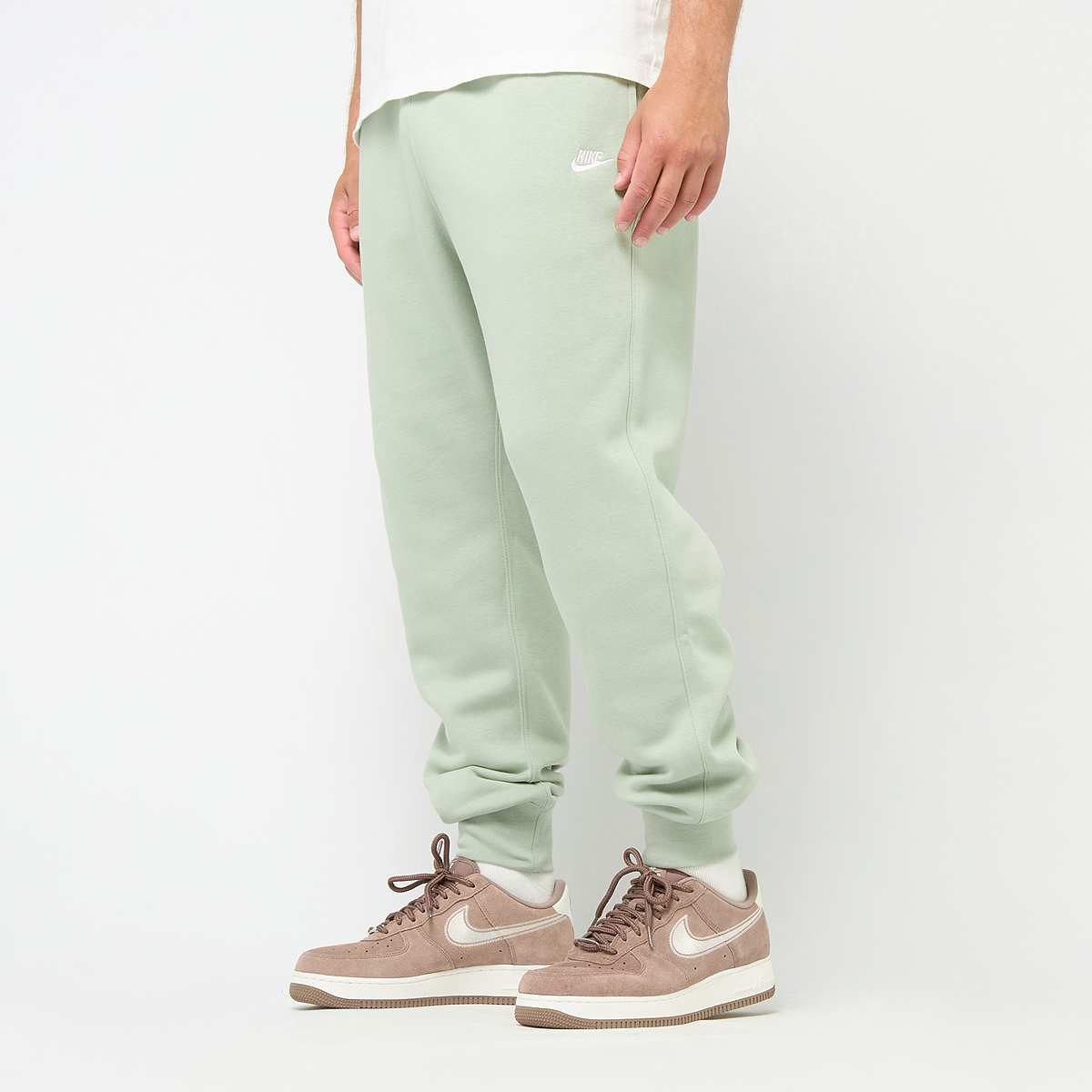 Nike, Club Jogger, green
